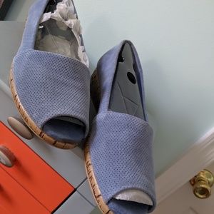 AEROSOLES Shoes - Blue leather open toe wedges 12M AEROSOLES Shoes - Blue leather open toe wedges 12M